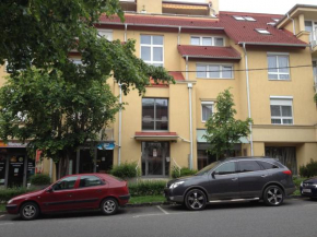  July Apartment  Хевиз